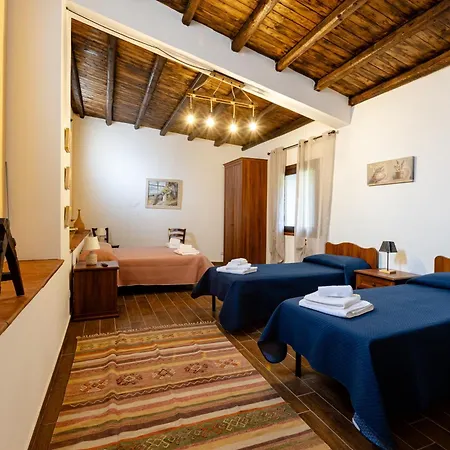 مزرعة للإقامة Fattoria F.lli Marsolo *