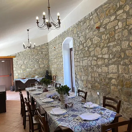 Fattoria F.lli Marsolo مزرعة للإقامة *
